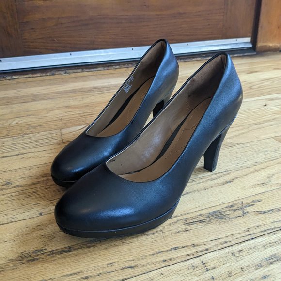 Clarks Shoes Clarks Black Pumps Poshmark
